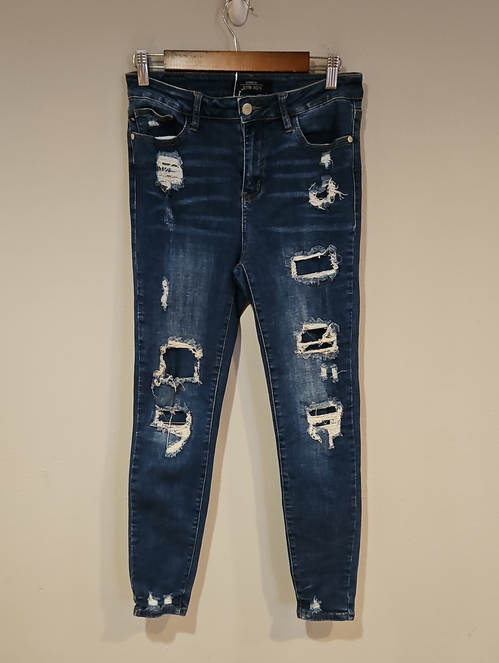 Judy Blue Distressed Skinny Fit Jeans